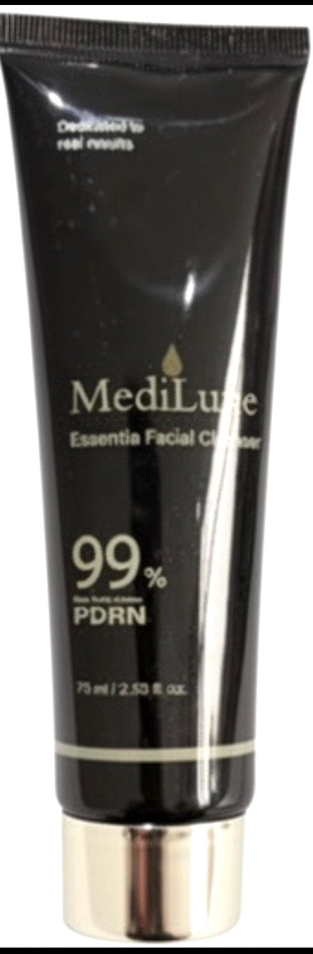 Essential Facial Cleanser for Fresh & Smooth Looking Skin